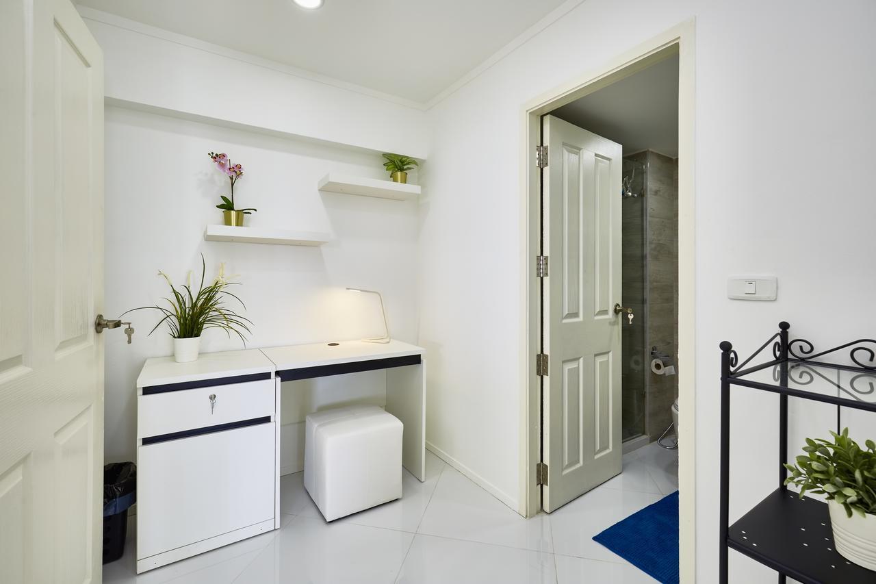 Luxurious Apartment On Jomtien Beach Road Экстерьер фото