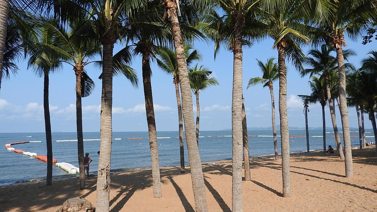 Luxurious Apartment On Jomtien Beach Road Экстерьер фото